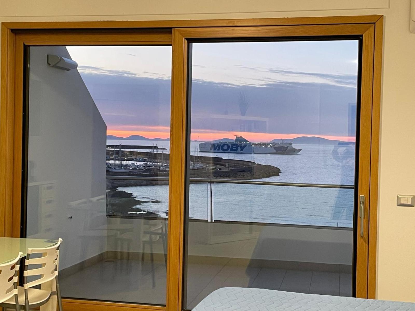 Casa Vacanza Acquamarina Porto Torres Eksteriør bilde